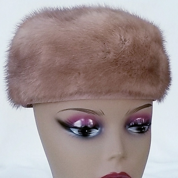 Union Made Accessories - 🌷SOLD🌷Vintage Light Brown Mink Pill Box Hat